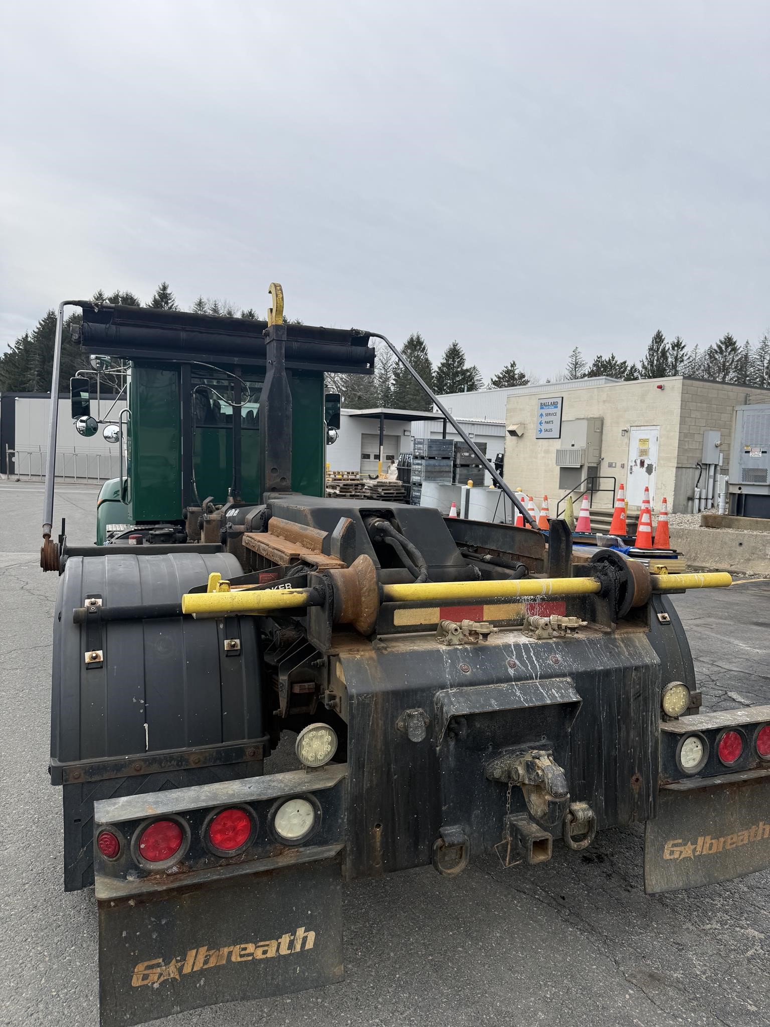 2018 KENWORTH T370 2018 KENWORTH T370 - image 2 of 6