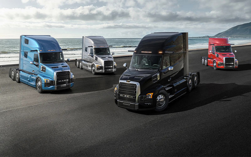 Mack Pioneer™ - image 2 of 3