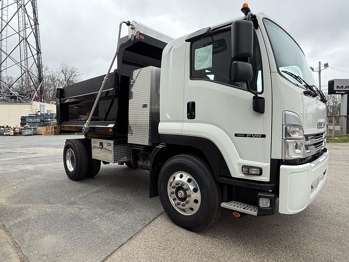 2025 ISUZU FVR 2025 ISUZU FVR - image 4 of 6