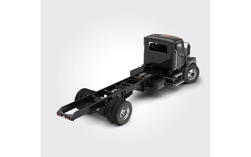 Mack Trucks MD Series (MD6/MD7) Mack Trucks MD Series (MD6/MD7) - image 1 of 4