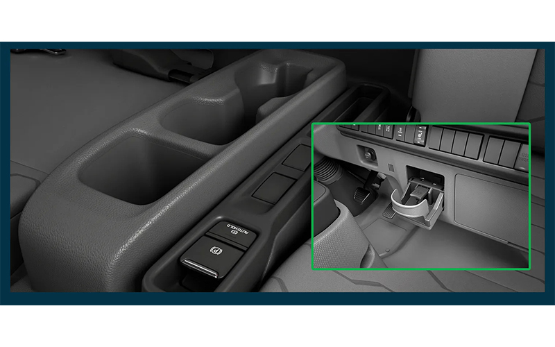 Isuzu NRR EV interior_cupholders Isuzu NRR EV interior_cupholders