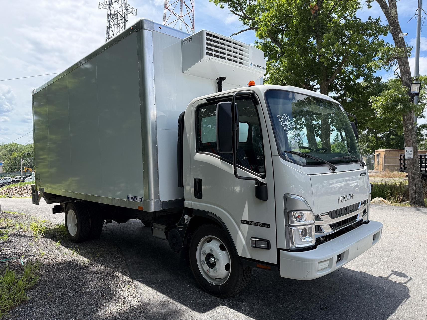 2026 ISUZU NPR HD 2026 ISUZU NPR HD - image 4 of 6