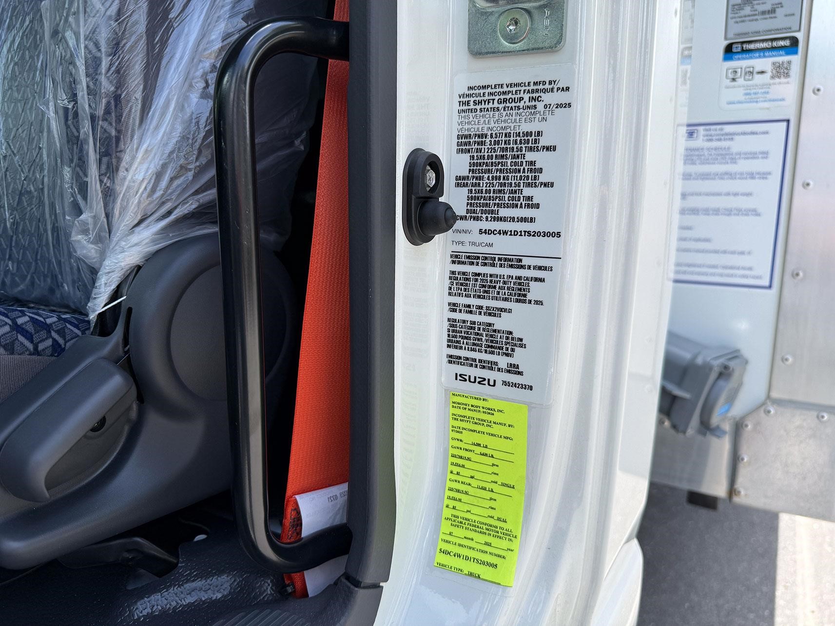 2026 ISUZU NPR HD 11033273930 2026 ISUZU NPR HD 11033273930