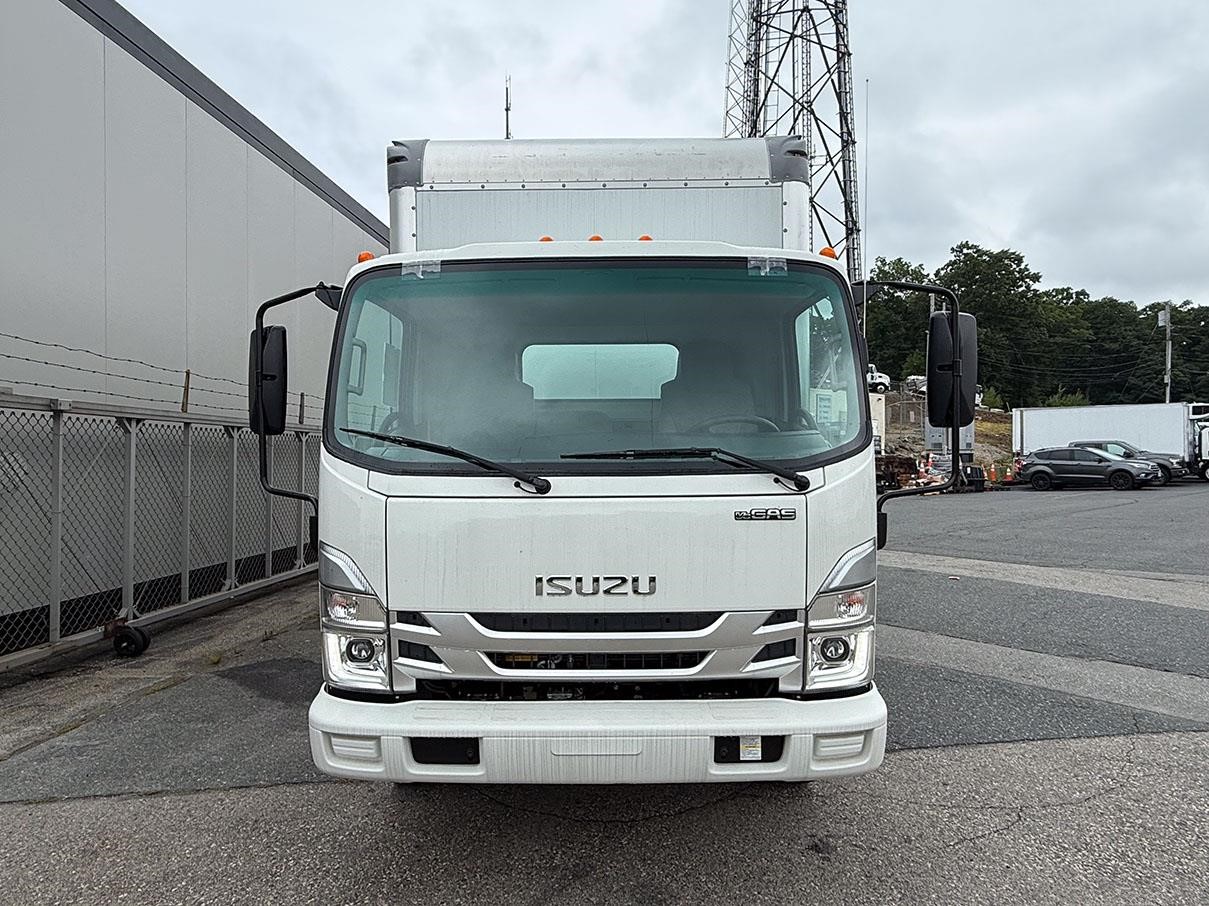 2026 ISUZU NPR HD 2026 ISUZU NPR HD - image 2 of 6