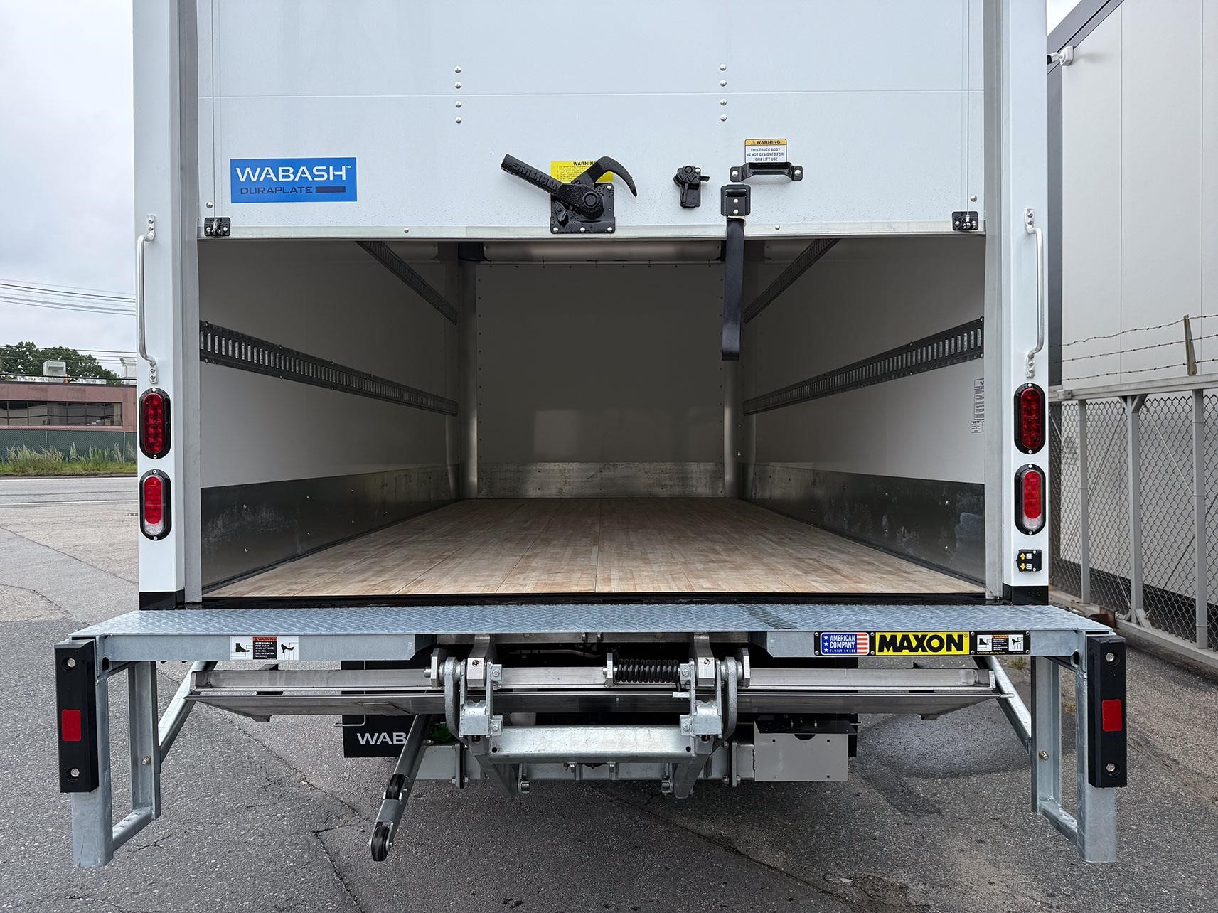 2026 ISUZU NPR HD 2026 ISUZU NPR HD - image 4 of 6