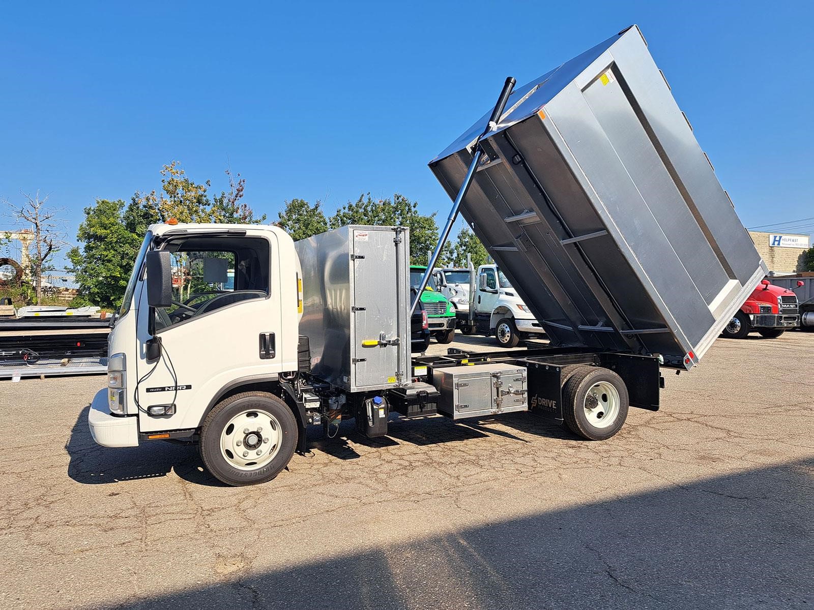 2027 ISUZU NPR HD 2027 ISUZU NPR HD - image 1 of 2