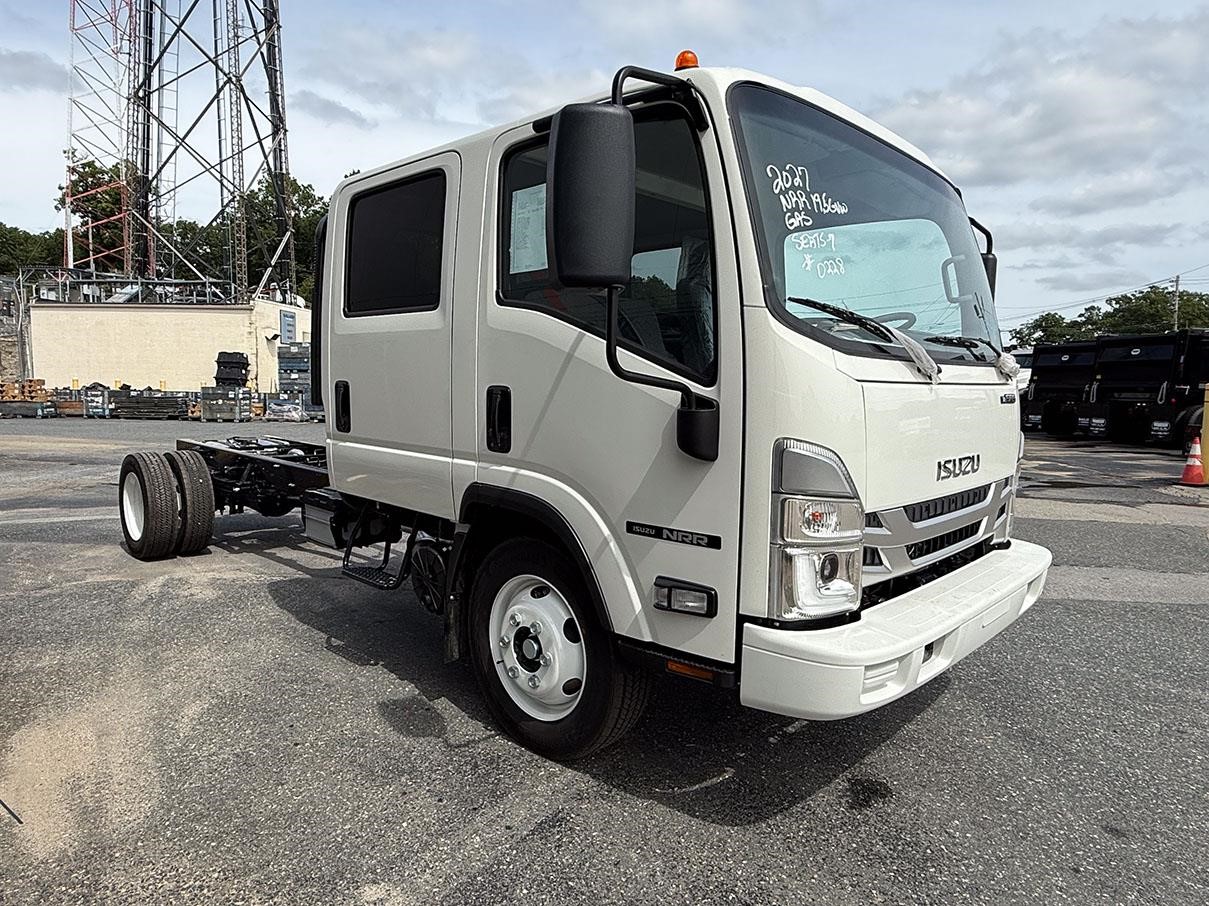 2027 ISUZU NRR 2027 ISUZU NRR - image 4 of 6