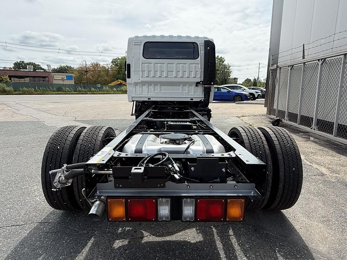 2027 ISUZU NRR 2027 ISUZU NRR - image 5 of 6