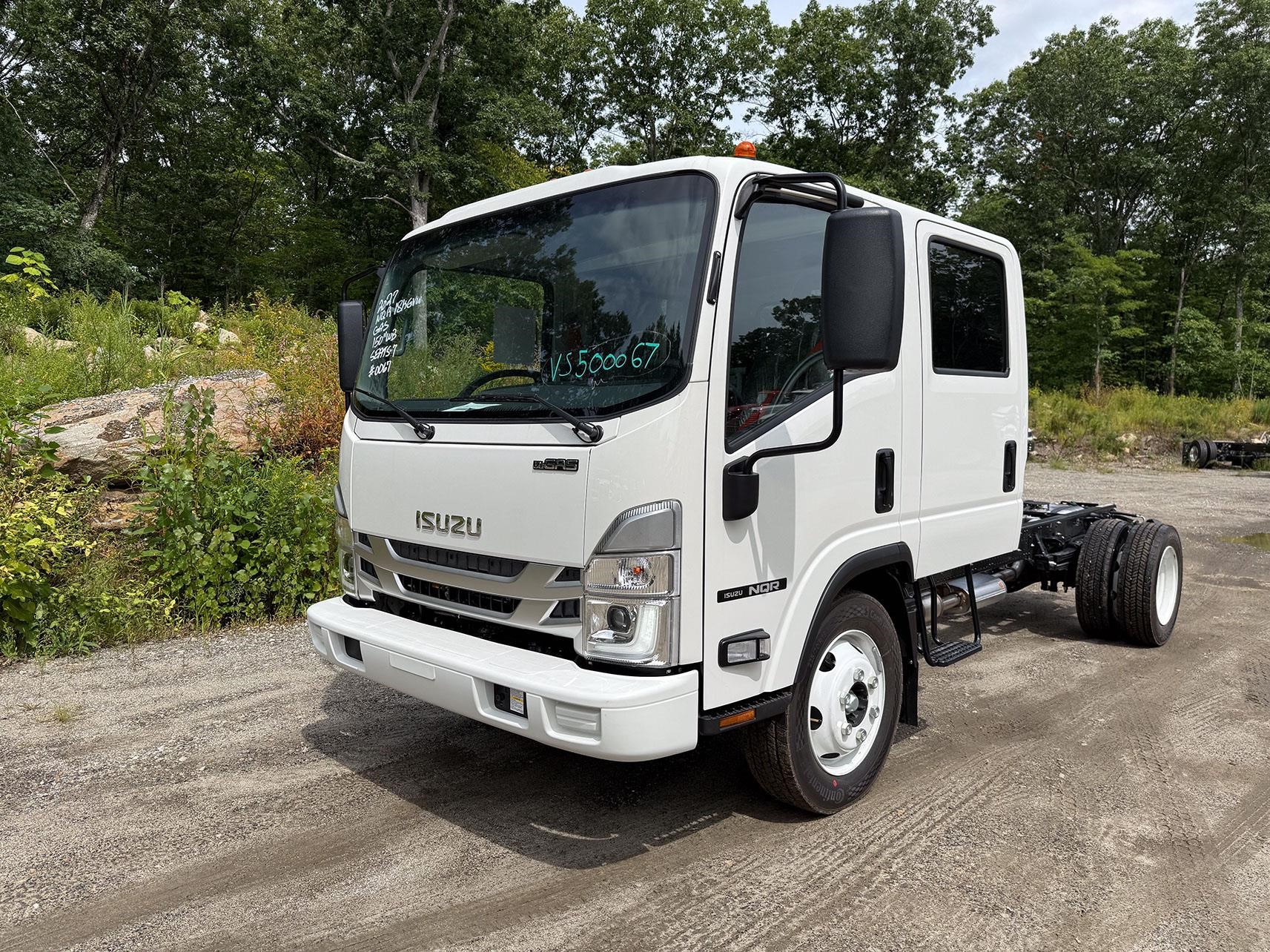 2027 ISUZU NQR 2027 ISUZU NQR - image 2 of 6