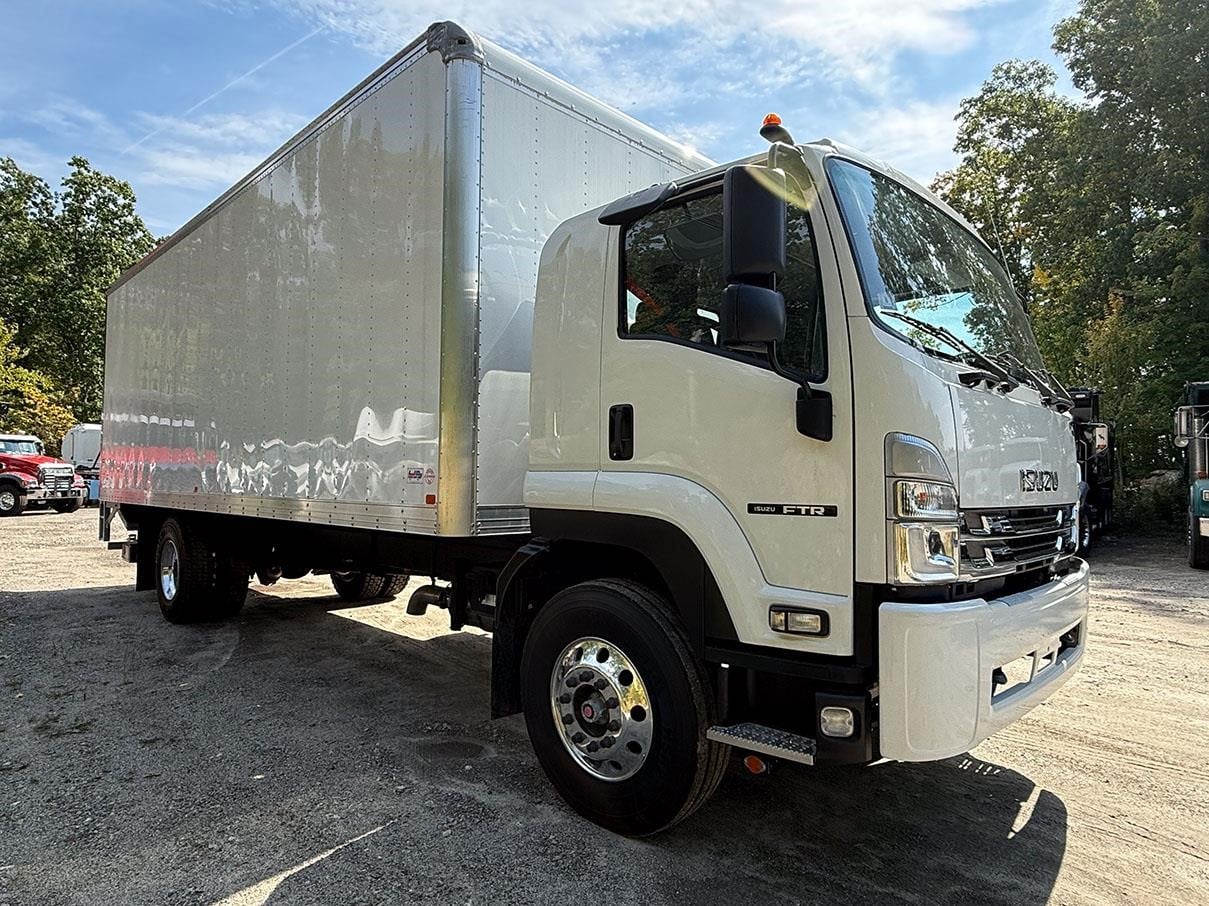 2025 ISUZU FTR 2025 ISUZU FTR - image 3 of 6