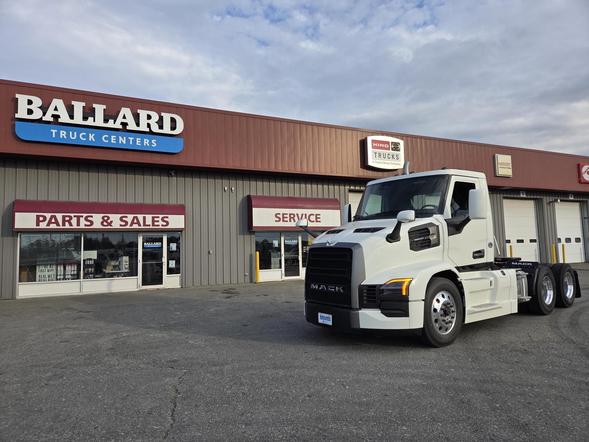 2026 MACK PIONEER 64T 11050024438 2026 MACK PIONEER 64T 11050024438
