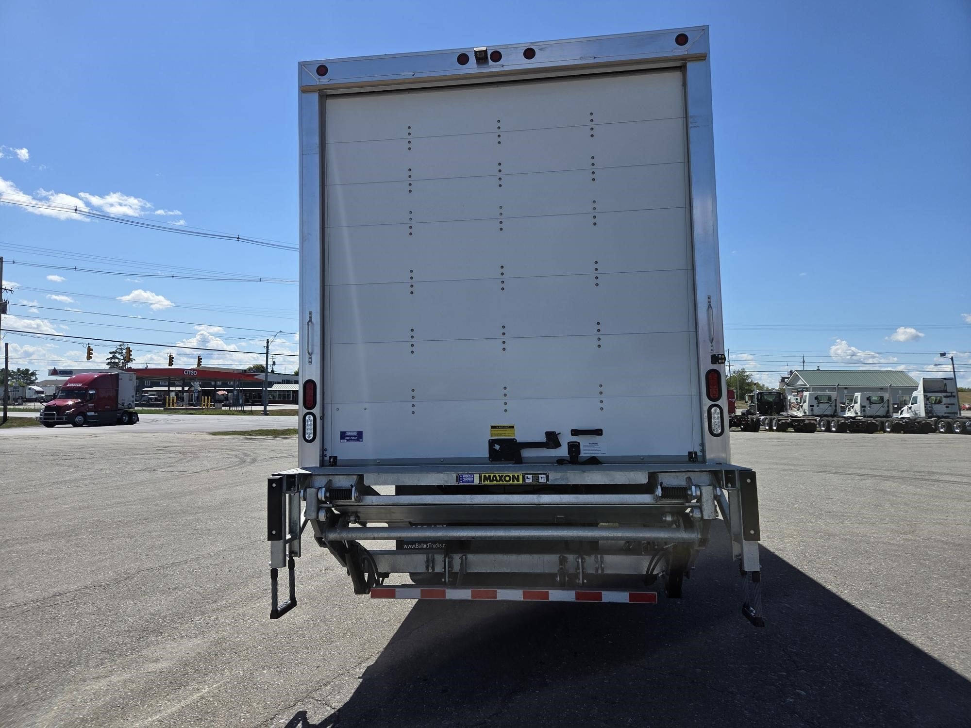 2026 HINO L6 2026 HINO L6 - image 4 of 6